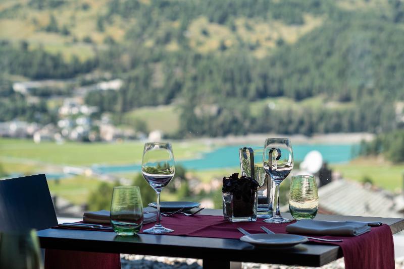 Nira Alpina - Restoran