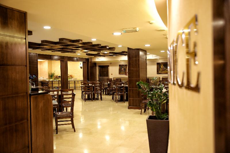 Al Fanar Palace Hotel - Lobi