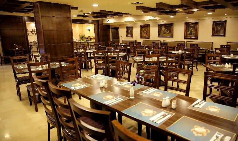Al Fanar Palace Hotel - Restoran