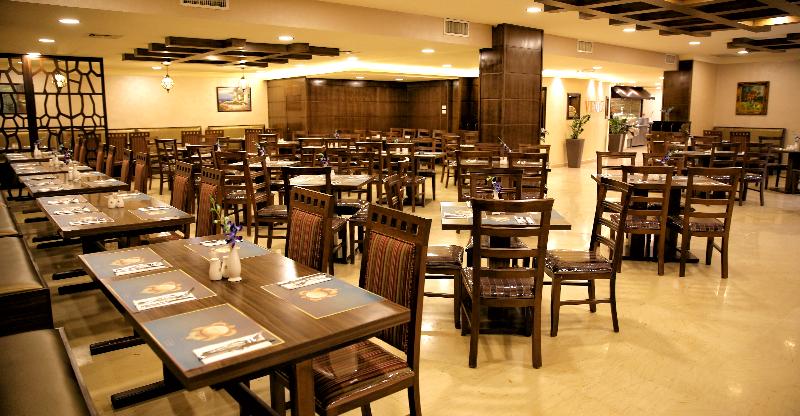 Al Fanar Palace Hotel - Restoran