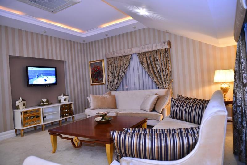 Lake Palace Hotel Baku - Oda