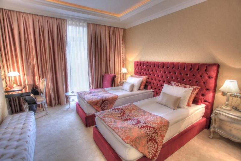 Lake Palace Hotel Baku - Oda