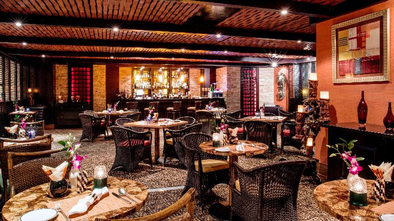 Crowne Plaza Deira - Bar