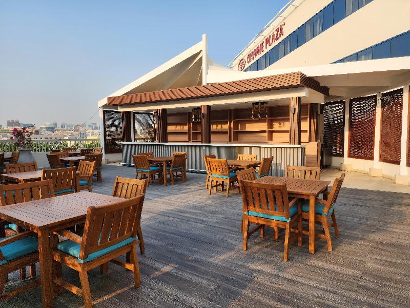 Crowne Plaza Deira - Bar