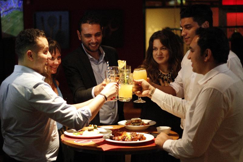 Crowne Plaza Deira - Bar