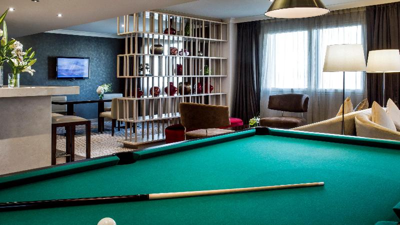 Crowne Plaza Deira - Genel