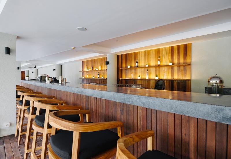 Dialoog Seminyak - Bar