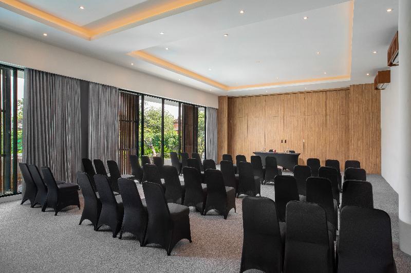 Dialoog Seminyak - Toplantı