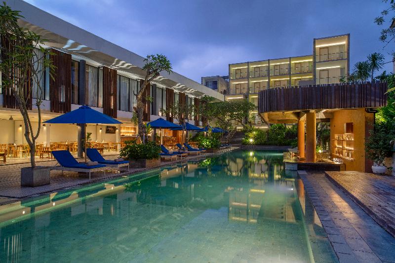 Dialoog Seminyak - Genel