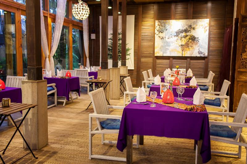 Tango Luxe Beach Villa (SHA Extra+) - Restoran