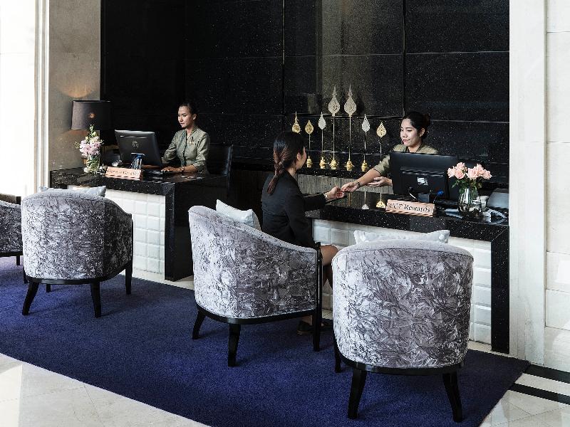 Grande Centre Point Hotel Terminal 21 - Lobi