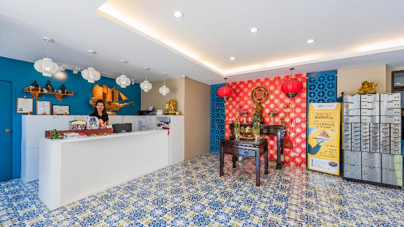 Pure Phuket Residence Hotel - Lobi