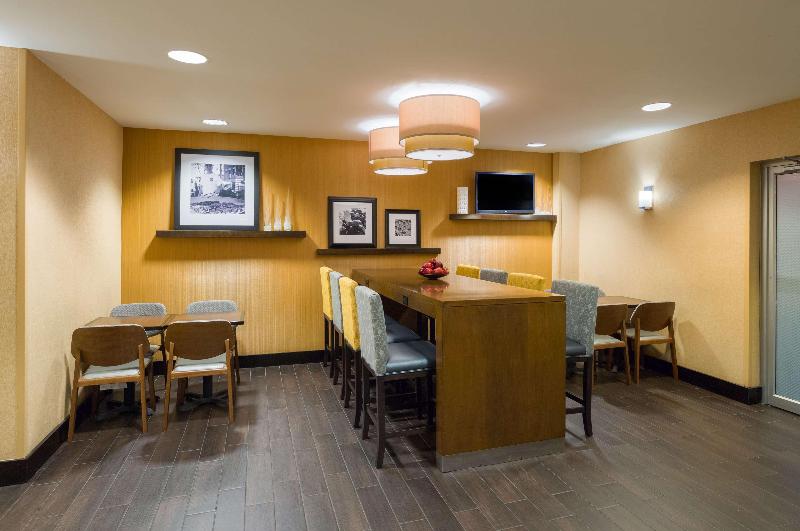 Hampton Inn Manhattan-Times Square South - Restoran