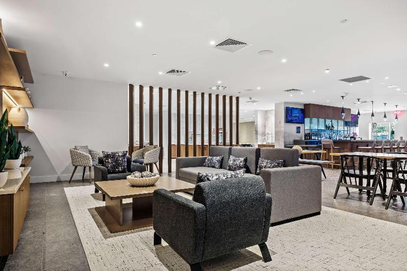 DoubleTree by Hilton New York JFK Airport - Genel