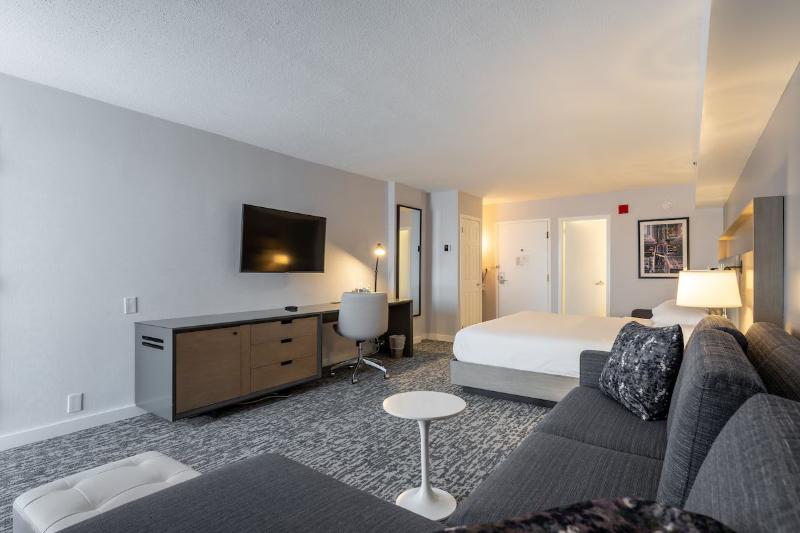 DoubleTree by Hilton New York JFK Airport - Oda