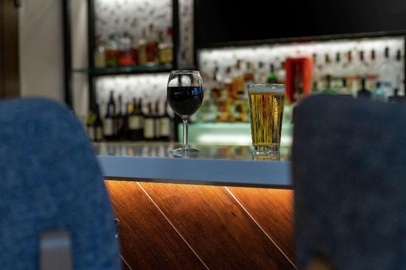 Hilton Garden Inn Melville - Bar