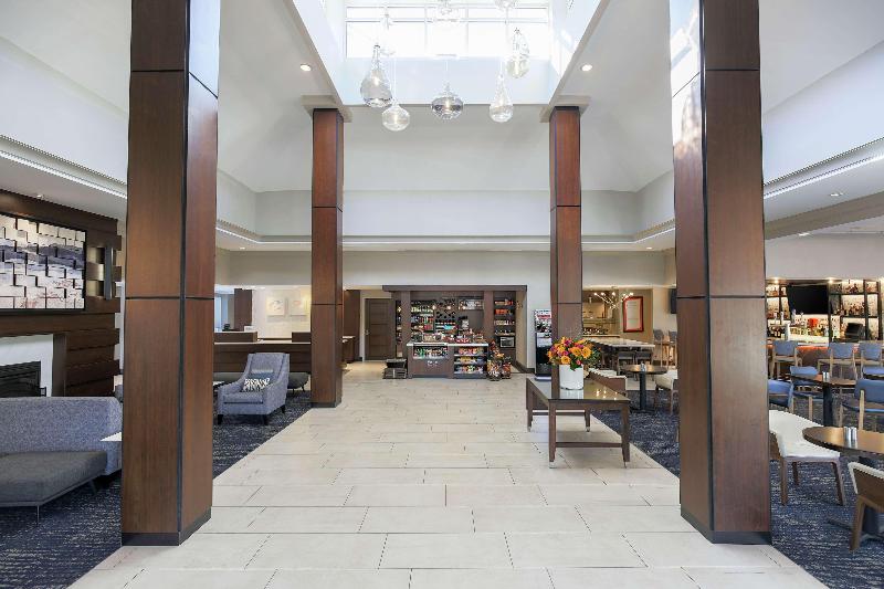 Hilton Garden Inn Melville - Lobi