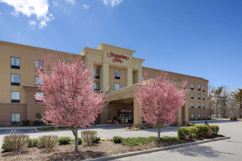 Hampton Inn Garden City Long Island - Genel
