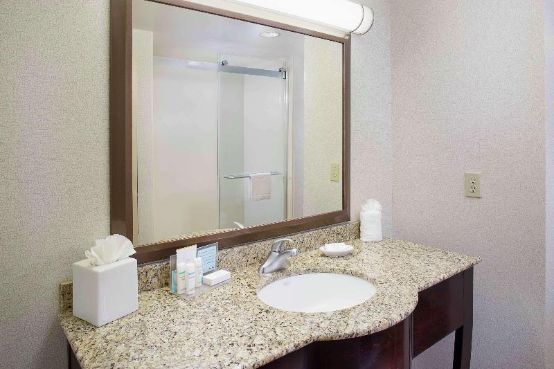 Hampton Inn Garden City Long Island - Oda