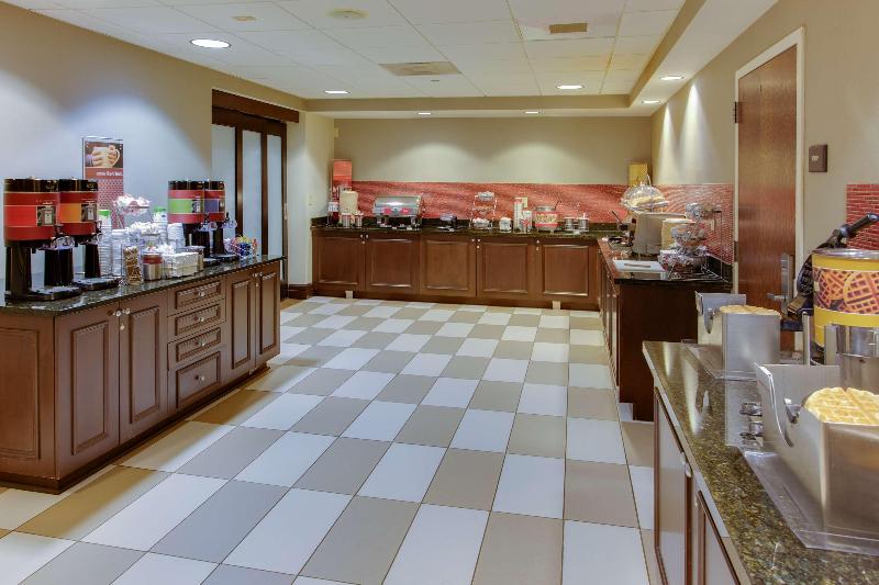 Hampton Inn Garden City Long Island - Restoran