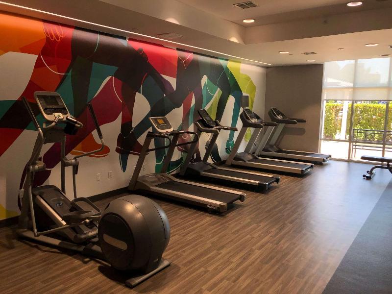 Hampton Inn & Suites Staten Island - Aktivite