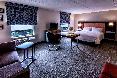 Hampton Inn & Suites Staten Island oda fotoğrafı