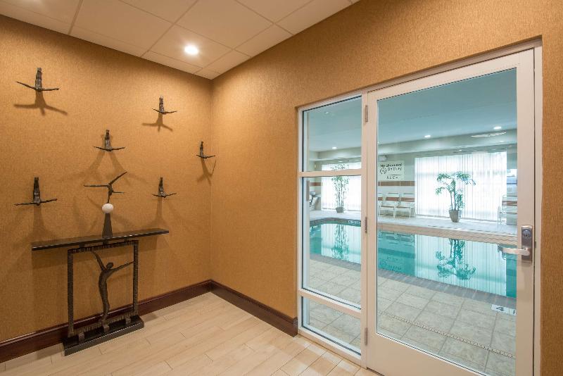 Hampton Inn Kingston - Havuz