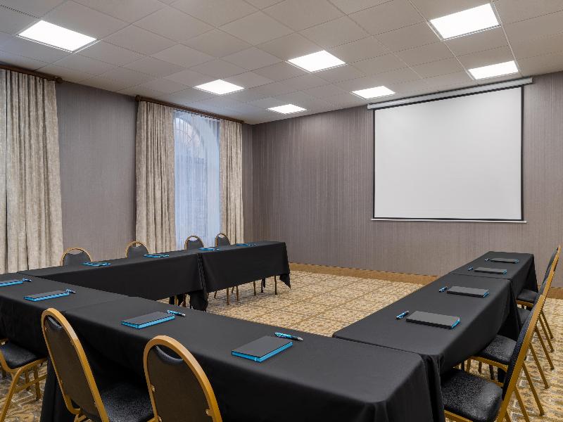 Hampton Inn & Suites Rockville Centre - Toplantı