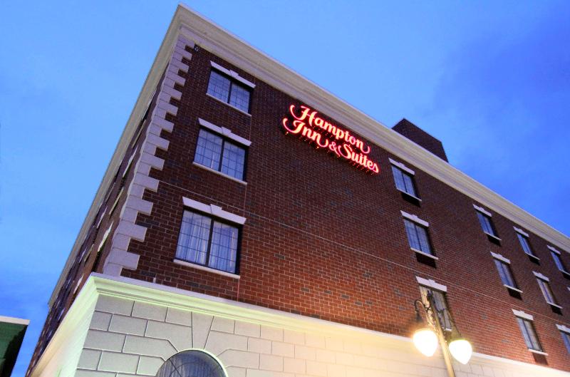 Hampton Inn & Suites Rockville Centre - Genel