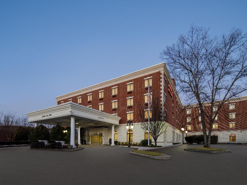 Hampton Inn & Suites Rockville Centre - Genel
