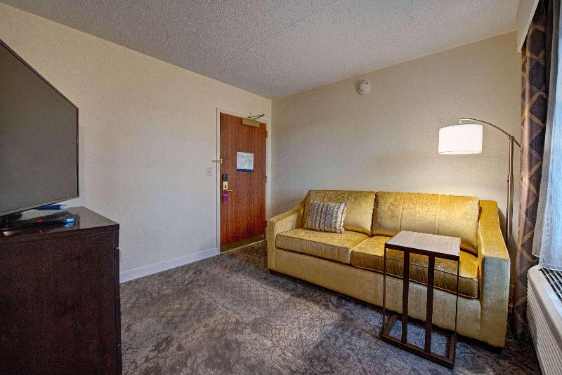 Hampton Inn & Suites Rockville Centre - Oda