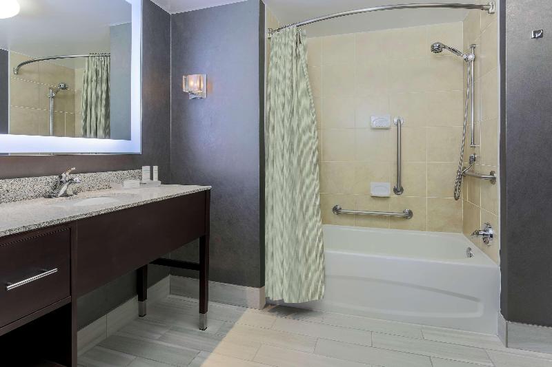 Homewood Suites by Hilton Long Island-Melville - Oda