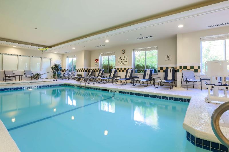 Hilton Garden Inn Nanuet - Havuz