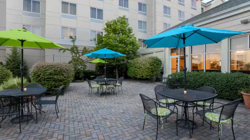 Hilton Garden Inn Nanuet - Teras