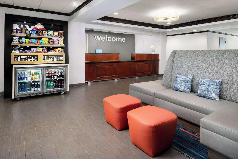 Hampton Inn Long Island/Islandia - Bar