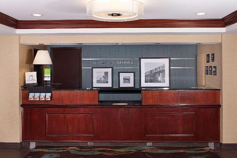 Hampton Inn Long Island/Islandia - Lobi