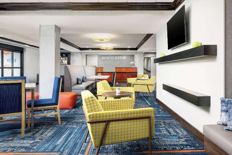 Hampton Inn Long Island/Islandia - Lobi