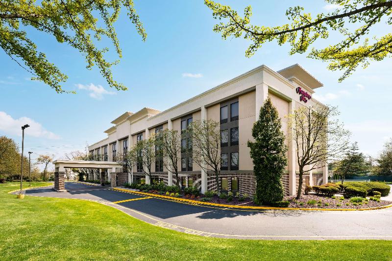 Hampton Inn Long Island/Islandia - Genel