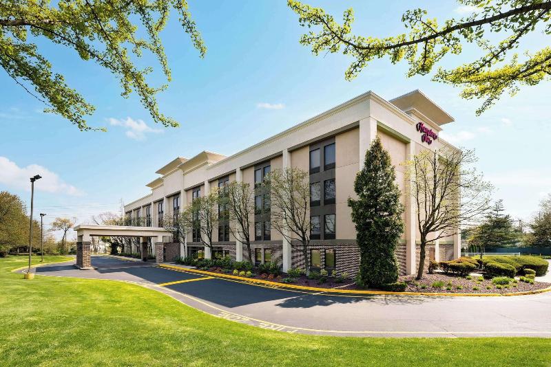 Hampton Inn Long Island/Islandia - Genel