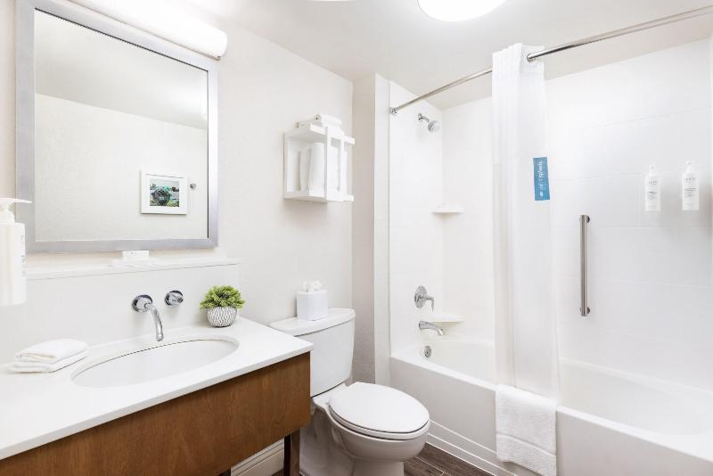 Hampton Inn Long Island/Islandia - Oda