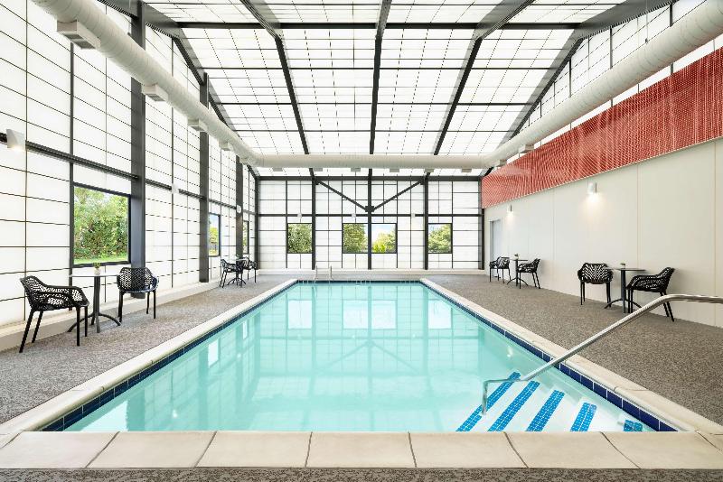 Hampton Inn Long Island/Islandia - Havuz