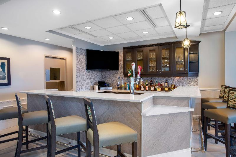 Hilton Garden Inn Islip MacArthur Airport - Bar