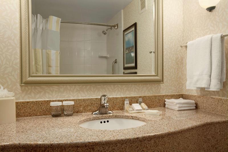 Hilton Garden Inn Islip MacArthur Airport - Oda