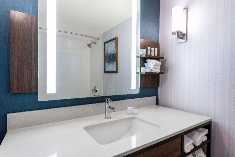 Hilton Garden Inn Islip MacArthur Airport - Oda