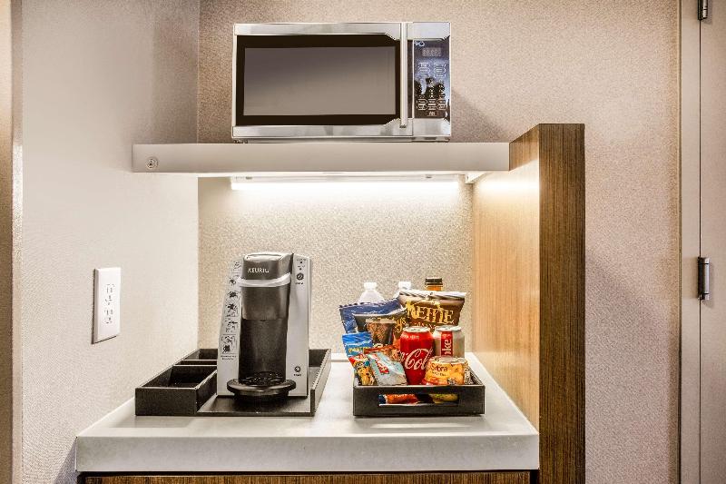 Hilton Garden Inn Islip MacArthur Airport - Oda