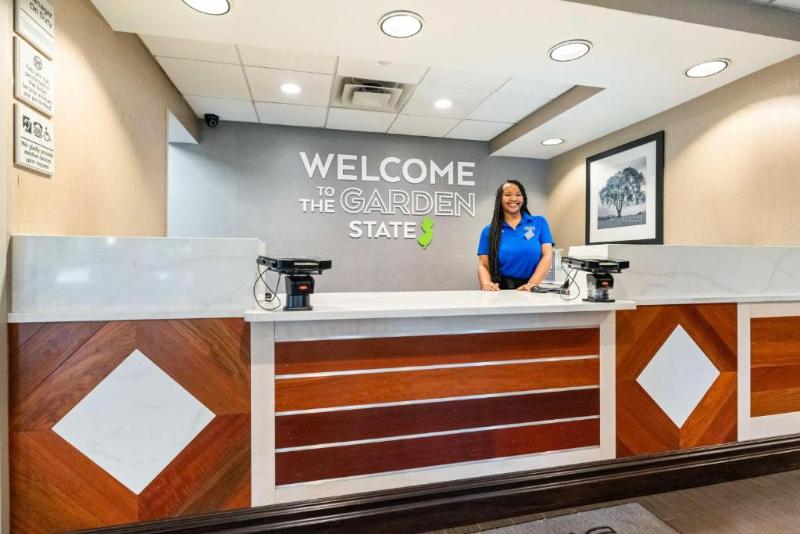 Hampton Inn Ridgefield Park - Lobi