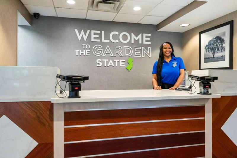 Hampton Inn Ridgefield Park - Lobi