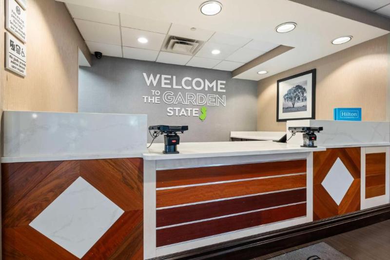 Hampton Inn Ridgefield Park - Lobi