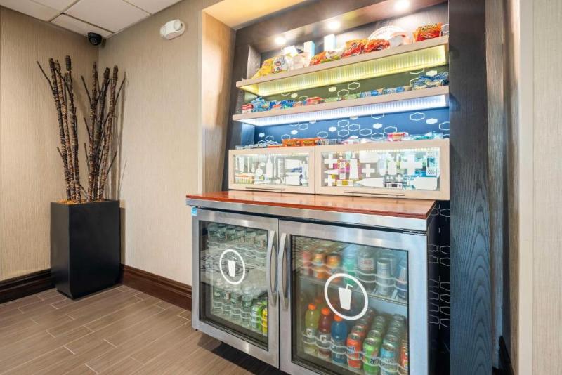 Hampton Inn Ridgefield Park - Restoran