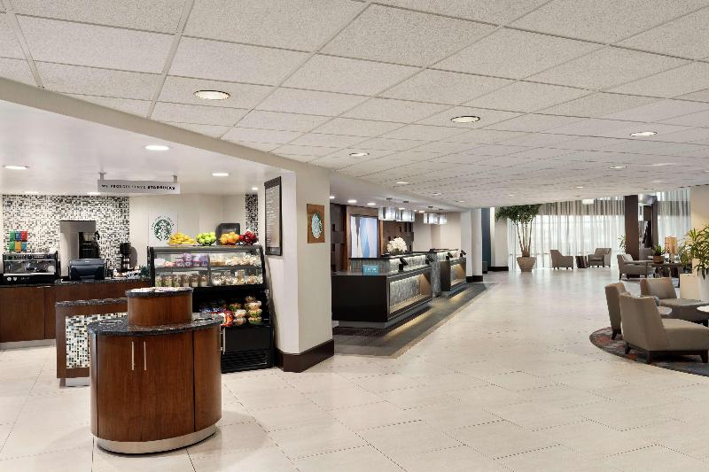 Hilton Long Island/Huntington - Lobi